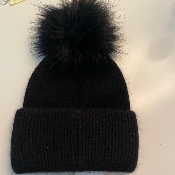 ADRIENNE LANDAU BEANIE - GRAMERCY KNIT BEANIE - Jet Black - One Size - Tags On! main image 4